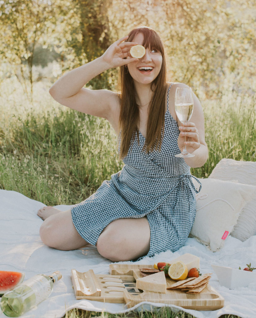 Fun wine picnic